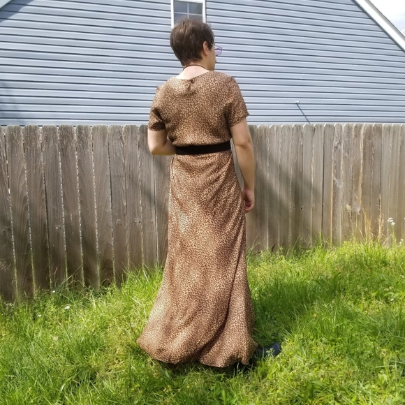 Deadstock Vintage Leopard Maxi Dress by Jordan - Picture 4 of 4